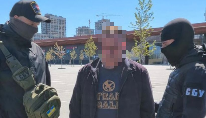 Намагався виправдати ворога: у Києві затримали чоловіка за 