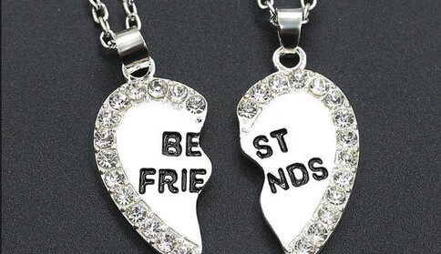 Лучше с ними не связываться: топ-5 самых плохих друзей по гороскопу