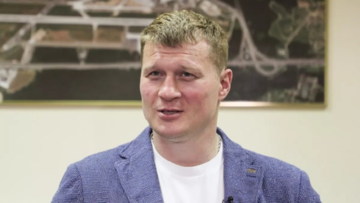 Сказав йому одне: зірка російського боксу розкрив подробиці листування з Усиком