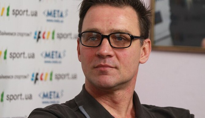 Экс-футболист 