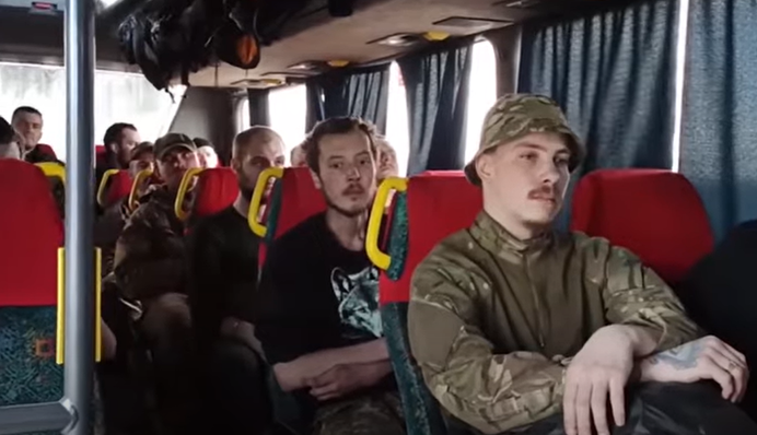 Пропаганда РФ показала видео выхода украинских бойцов с 