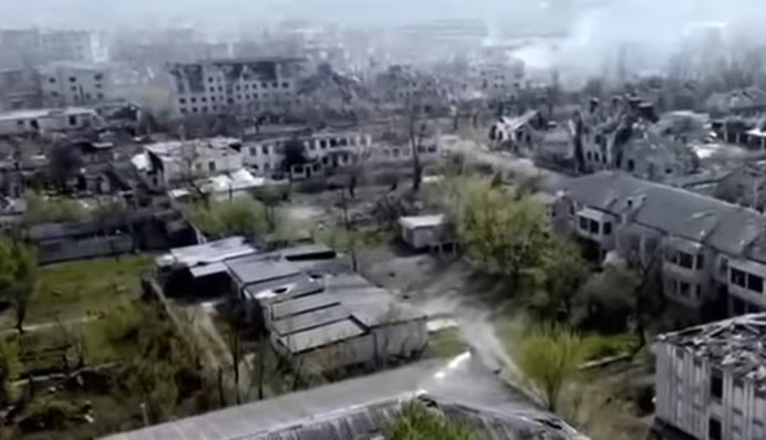 Повторив долю Маріуполя: руїни Рубіжного показали з висоти пташиного польоту