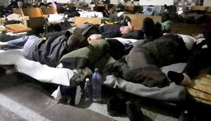 Вывезенных из Мариуполя украинцев оккупанты хотят заставить воевать против ВСУ