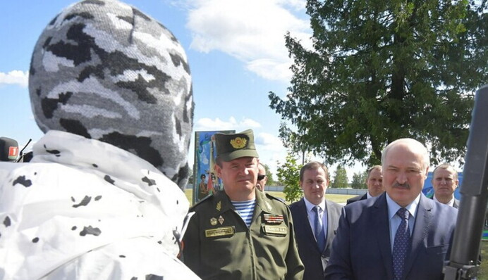 Записалися у найманці російських ПВК: у Білорусі ховають військових, які загинули в Україні