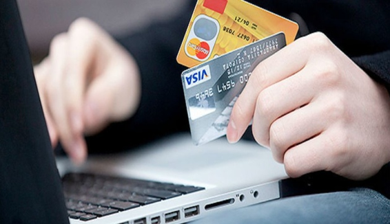 Під виглядом грошової допомоги від держави: шахраї вигадали нову схему 