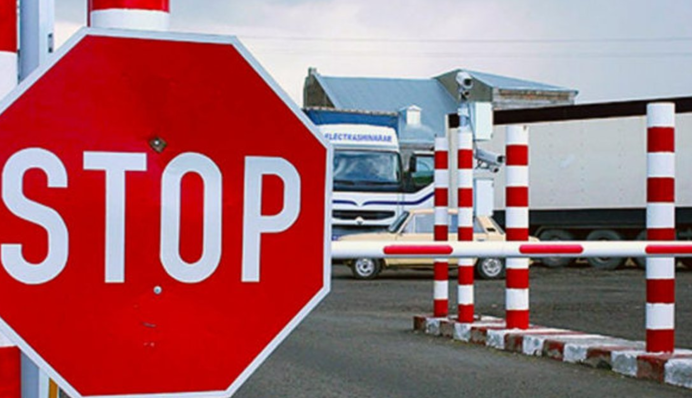 Мобілізація під час воєнного стану: кого прикордонники випустять із України