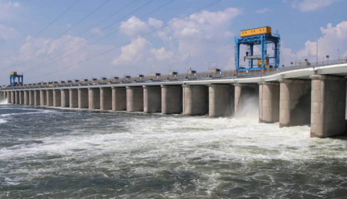 Херсону та околицям загрожує затоплення: на захопленій ворогом Каховській ГЕС виникли проблеми