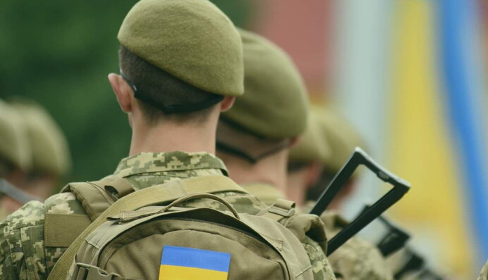 Банкам та колекторам заборонять кошмарити бійців ЗСУ за кредити: скільки діятиме закон