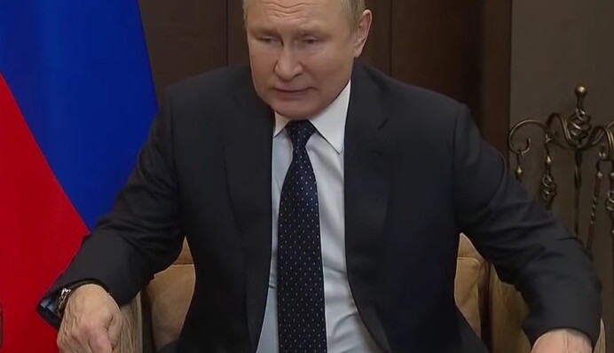 У Путина - лунообразное лицо: опытный медик объяснила опасный диагноз