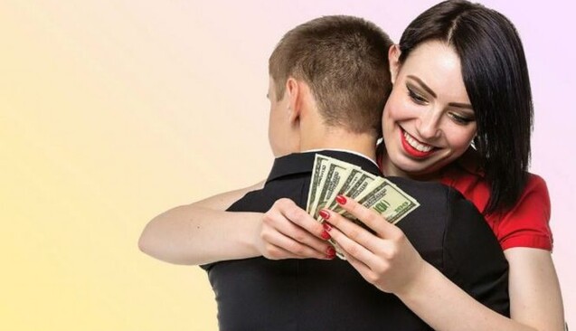 Запросто обменяют любовь на богатство: астрологи назвали четыре 