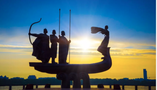 Вітання з Днем Києва 2022: яскраві вірші та листівки