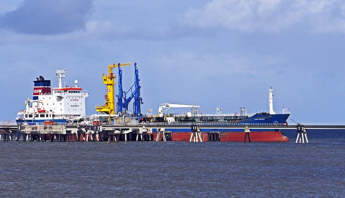 Захід може запровадити проти Росії "розумне" нафтове ембарго: названі два варіанти