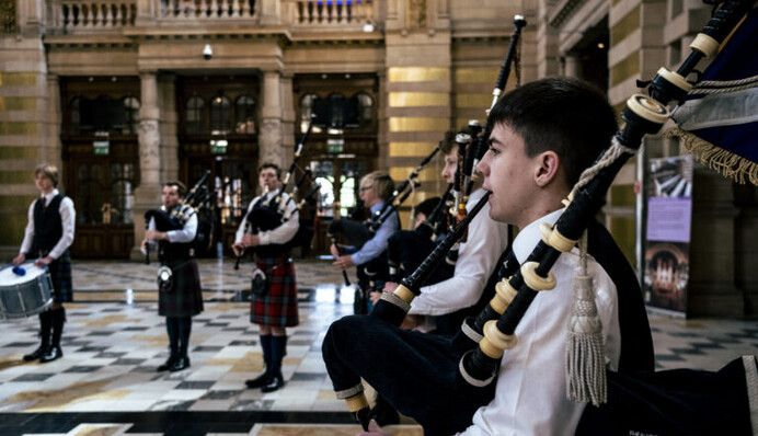 Шотландці оригінально підтримали Україну перед надважливим матчем: відео