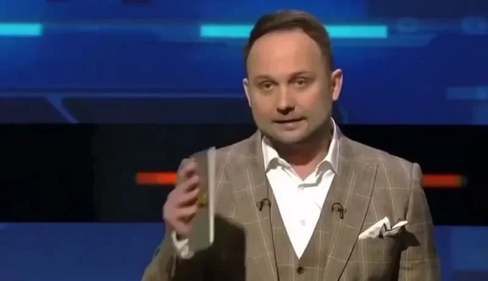 Вот это подгорело: российский журналист разразился 