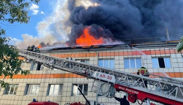 Жодного дня без пекельного полум'я: у Росії спалахнула нова потужна пожежа, відео