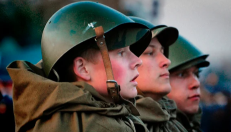 Мародерство стало звичною справою: окупант розповів матері про 