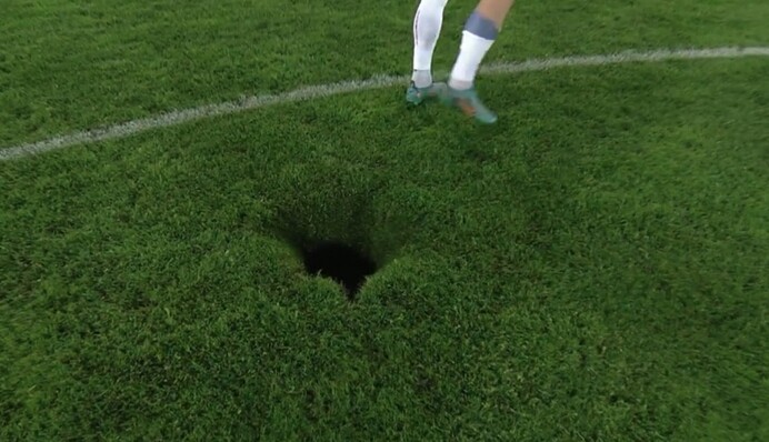 Як у фільмі жахів: на матчі Ліги націй провалилося поле