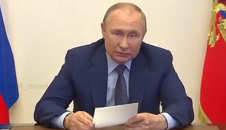 Путин перенес прямую линию с россиянами: европейский эксперт заметил тревожный сигнал