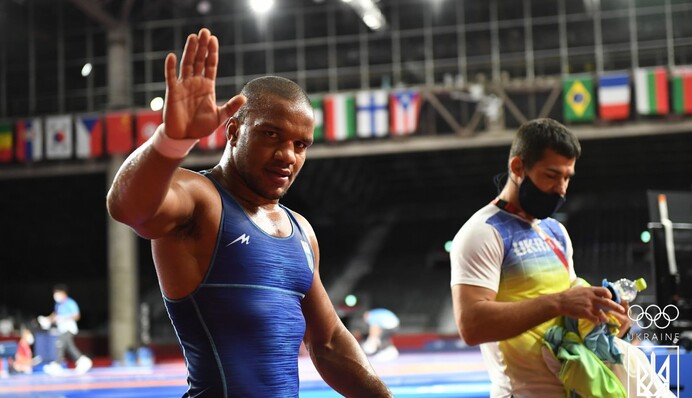 Беленюк дав жорстку відповідь на скандальну заяву президента МОК про росіян