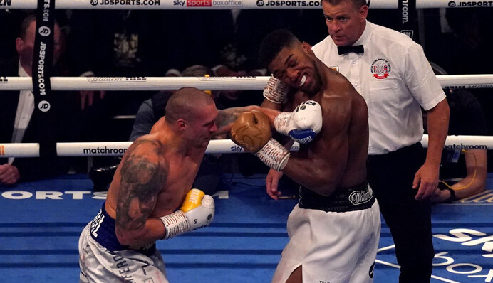 В нем нет ничего особенного: известный боксер дал прогноз на реванш Усика и Джошуа