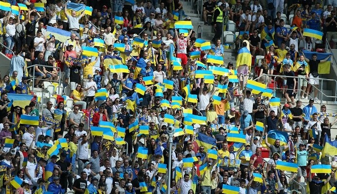 Это позорный позор: на матче сборной Украины фанат отметился скандальной выходкой