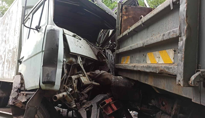 Возле Бучи произошло серьезное ДТП с тремя грузовиками: подробности и фото