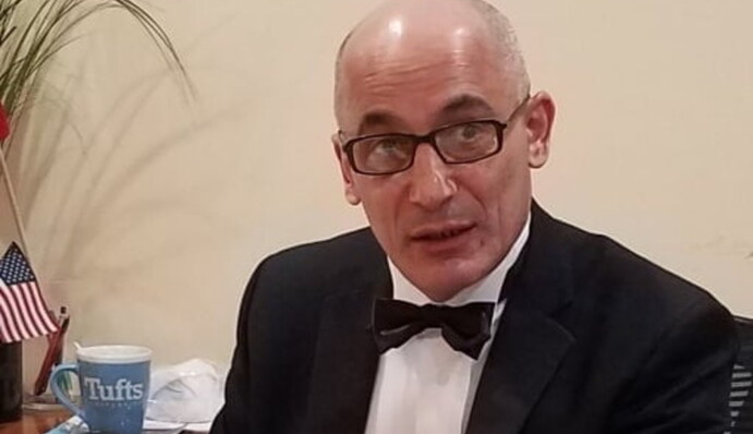 Боягузливий друг страшніший за ворога: американський політолог пояснив поведінку Макрона і Шольца