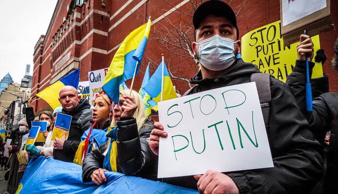 Бункер посыпется: Пионтковский спрогнозировал крах российской элиты