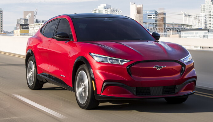 Ford отзывает 50 тысяч электромобилей: с батарей возникла серьезная проблема