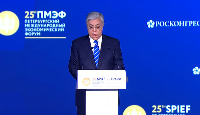 Ніж у спину Путіна: президент Казахстану зробив заяву про 