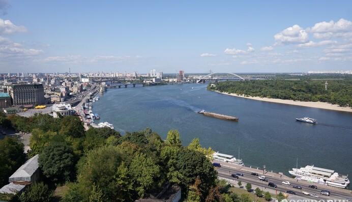 У Києві відновлять роботу ще два мости через Дніпро: названо дату