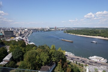 В Киеве возобновят работу еще два моста через Днепр: названа дата