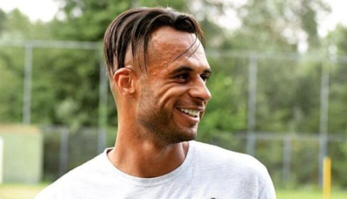 Відомий футболіст жорстко висміяв Медведєва: фото