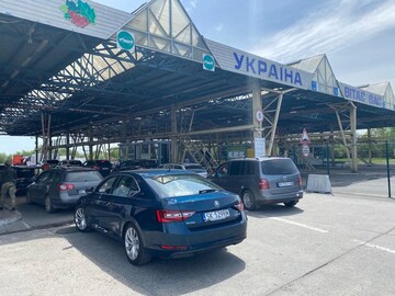 Два платежа вместо четырех: что украинцам предлагают вместо "нулевой" растаможки евроблях