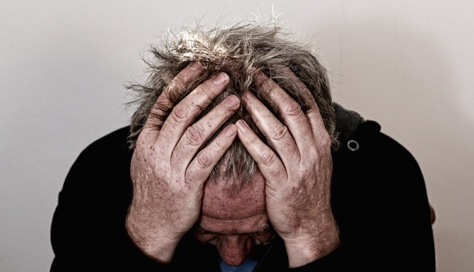 Складний період у бізнесі та кар'єрі: три знаки Зодіаку зіштовхнуться з проблемами до кінця тижня