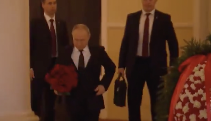 Носил ядерный чемоданчик: охранника Путина нашли тяжело раненым в Подмосковье