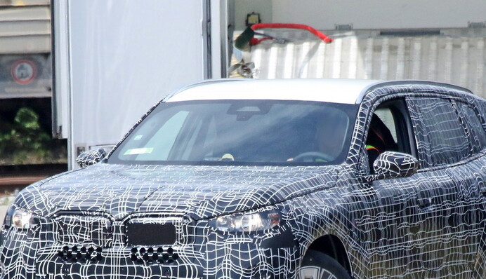 Новий BMW X3 викотили на випробування: папараці 