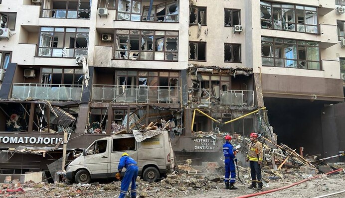 Тварюки та нелюди: зірки українського спорту відреагували на обстріл рашистами Києва