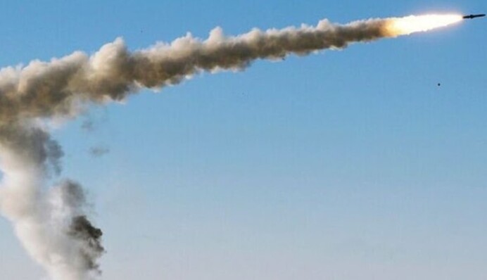 Угроза новых ракетных ударов по Киеву: власти предупредили жителей столицы