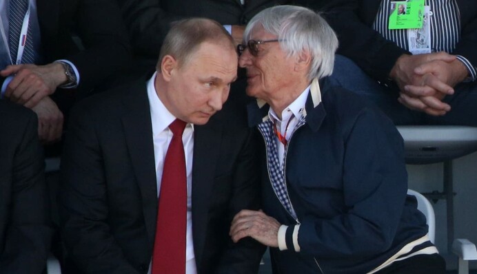 Захоплюється Гітлером та Путіним: легенда 