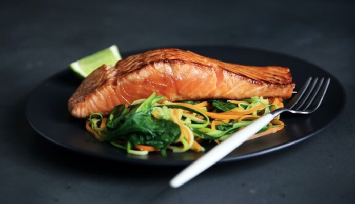 Сколько рыбы нужно есть в неделю, чтобы избежать дефицита омега-3