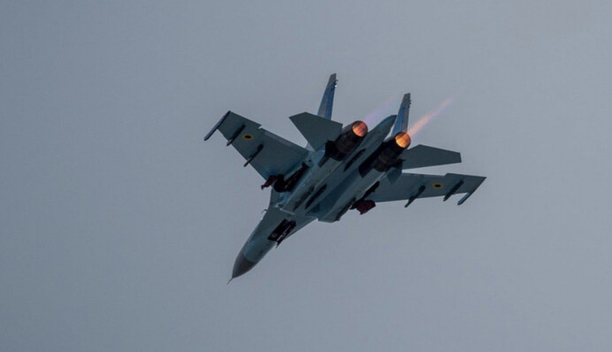 Украинская авиация сорвала наступление врага на Лисичанск: уничтожены бронетехника и склады горючего