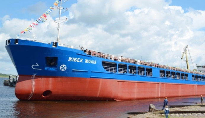 Украина потребовала арестовать российское судно с ворованным в Бердянске зерном