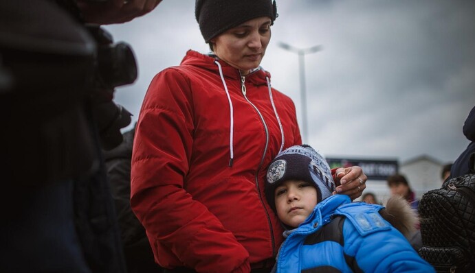 Повышенная агрессия у детей во время войны: как справиться с ней родителям