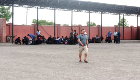 В Узбекистане ввели режим ЧП, но протестующие не сдаются: видео