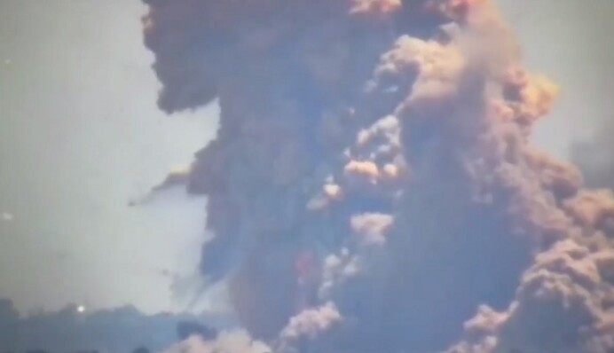 Найпотужніший вибух: ЗСУ знищили ворожий склад боєприпасів, відео