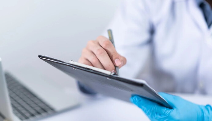 Медикам серьезно поднимут зарплату: в Минздраве объяснили механизм