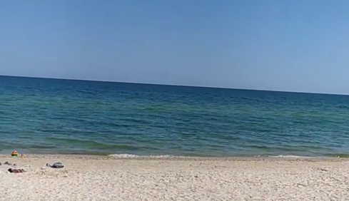 А раньше там яблоку негде было упасть: во что оккупанты превратили курортную Кирилловку, видео