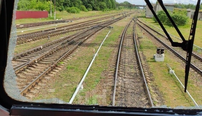 У Росії пролунав вибух на залізниці: фото та відео з місця 
