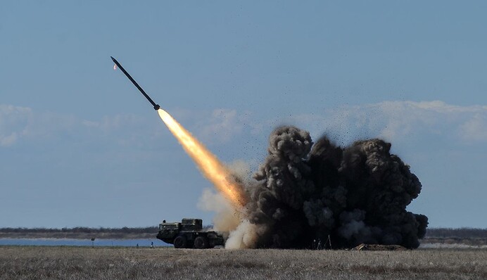 Готовятся к обстрелу? Россия вывела в Черное море шесть носителей крылатых ракет - сводка Генштаба